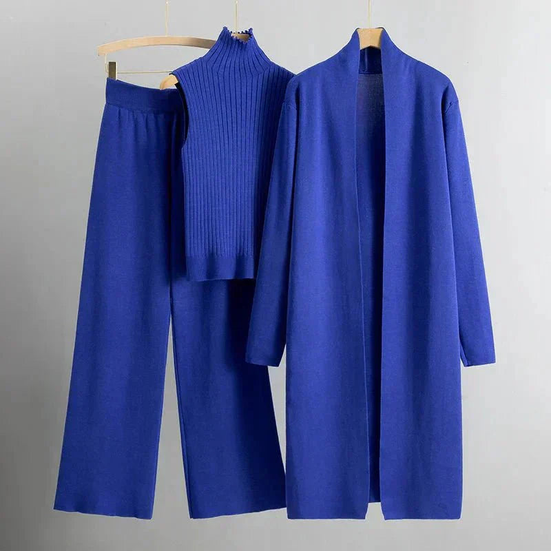 Dominique | Sleek Three-Piece Lounge Set