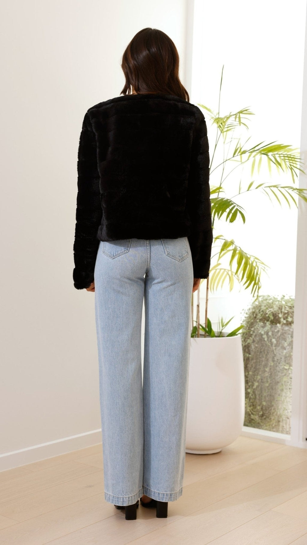 Kirra | Luxe Cropped Women’s Jacket