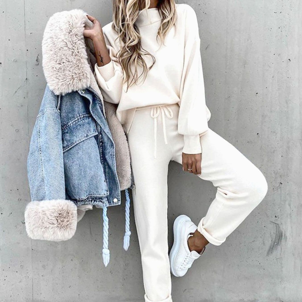 Aria | Women’s High-Neck Pullover & Drawstring Jogger Set