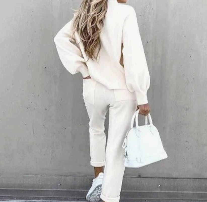 Aria | Women’s High-Neck Pullover & Drawstring Jogger Set
