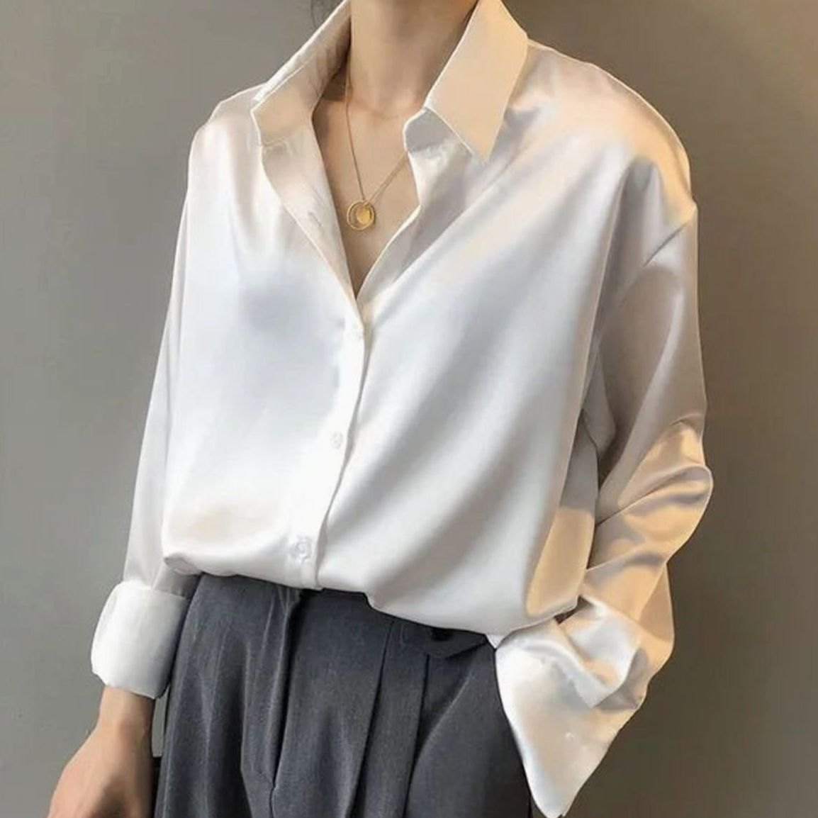 Giselle | Women’s Glossy Satin Point-Collar Long-Sleeve Shirt