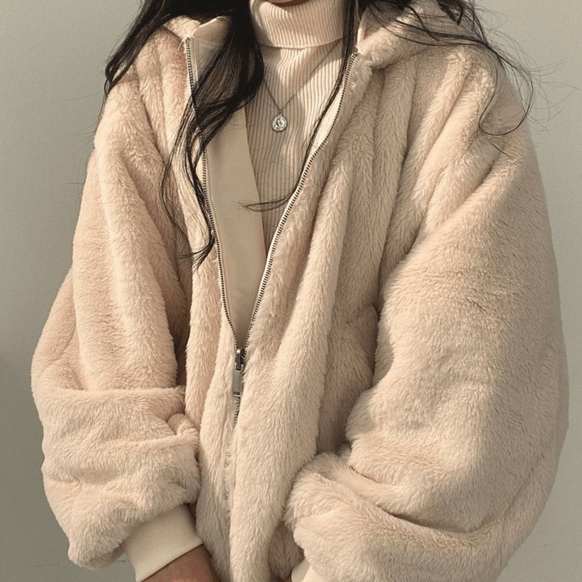 Mina | Women’s Contrast Faux-Fur Hooded Oversized Bomber Jacket