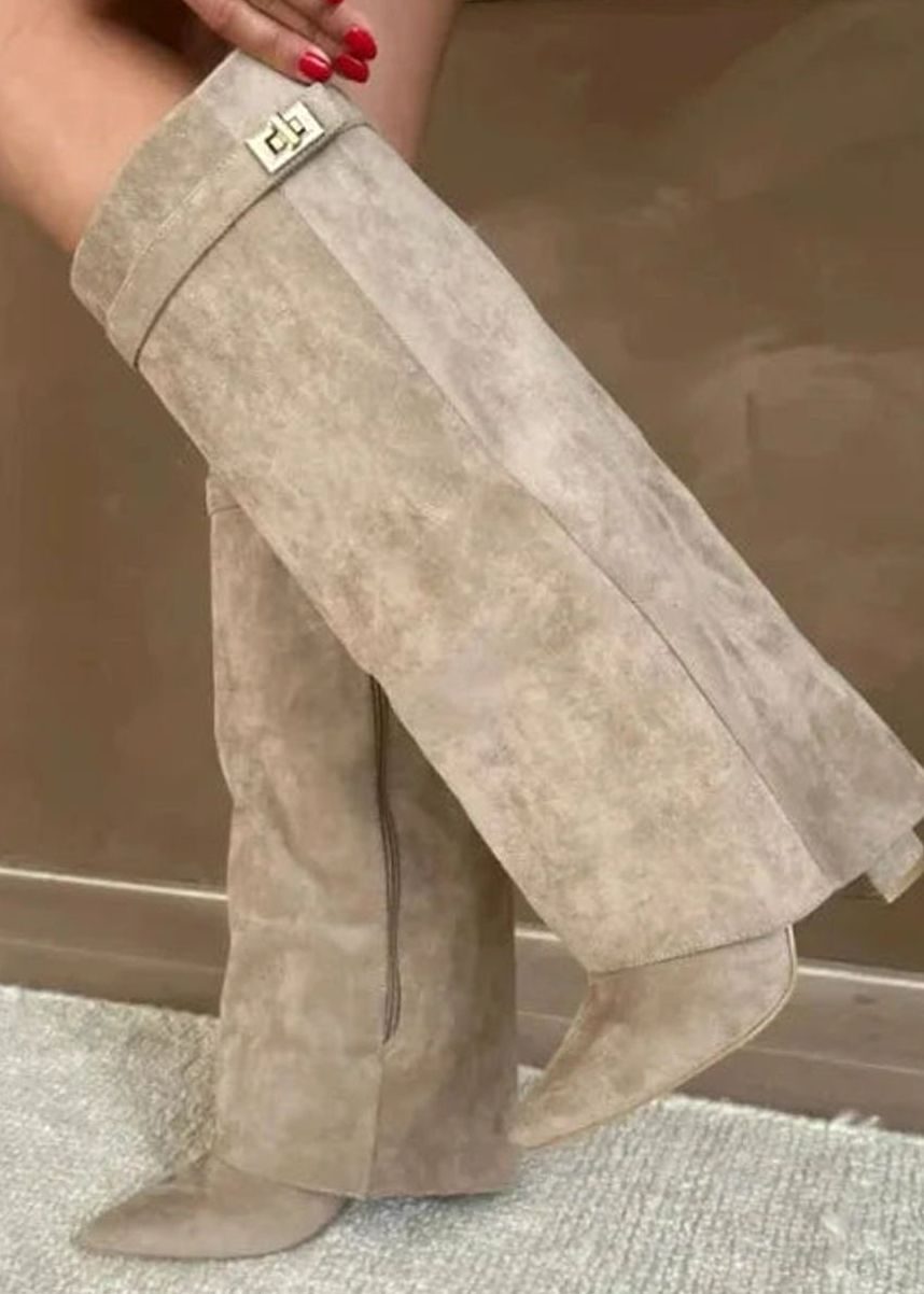 Vienna | Women’s Fold-Over Pointed-Toe Lock Tall Gaiter Boots