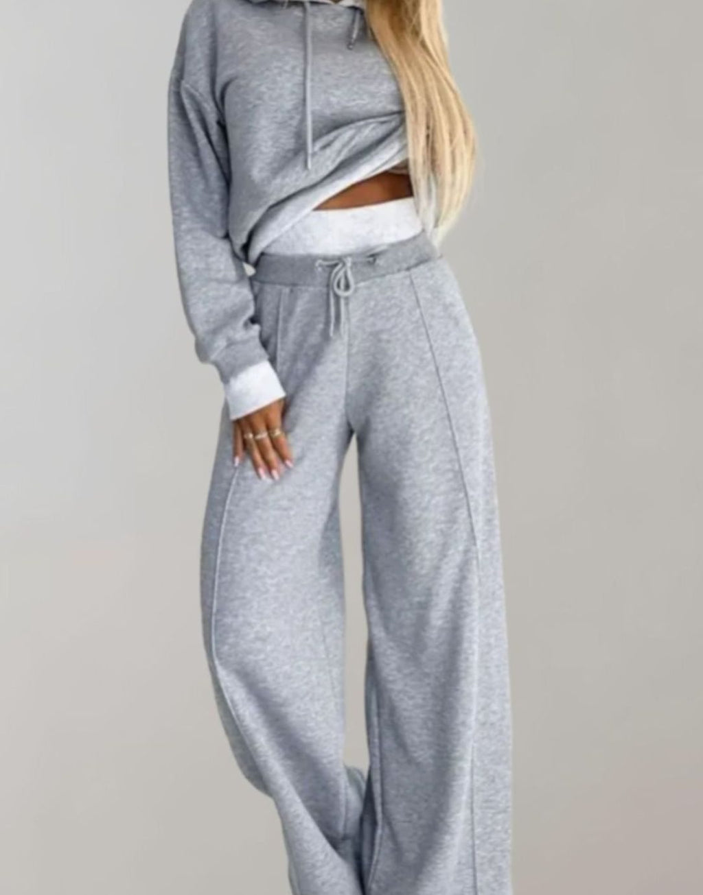 Nova | Women’s Contrast-Trim Cropped Hoodie & Wide-Leg Sweatsuit Set