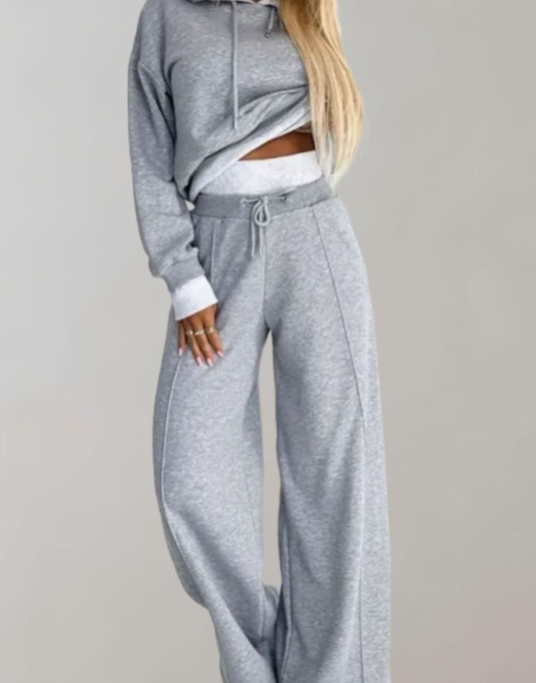Nova | Women’s Contrast-Trim Cropped Hoodie & Wide-Leg Sweatsuit Set